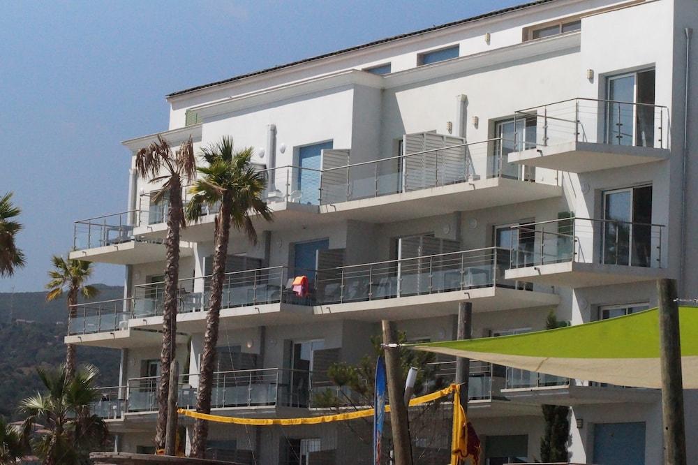 Residence Villa Tyrrenia Macinaggio  Exterior foto